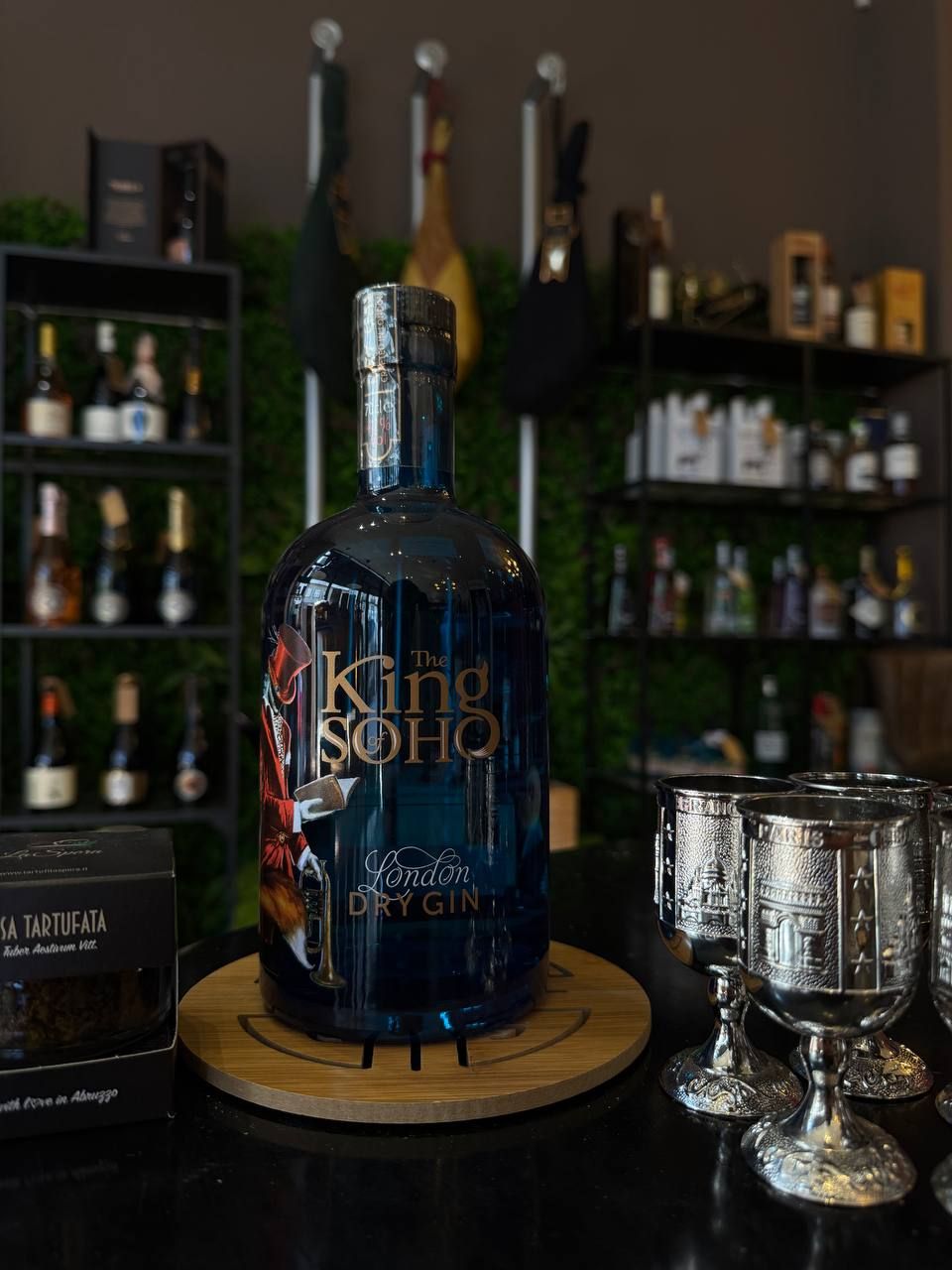 Gin The King of Soho